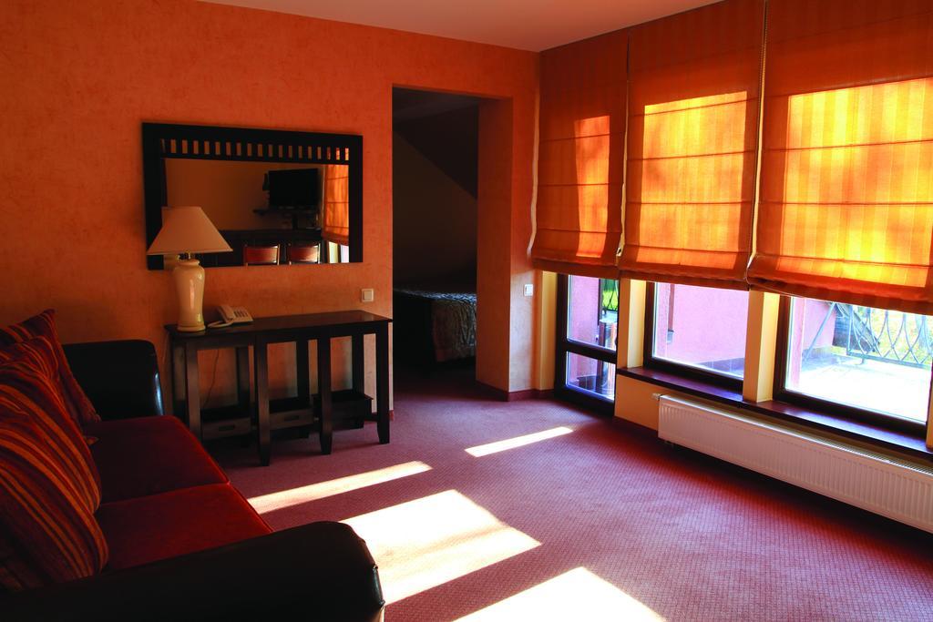 Grafo Zubovo Hotel & Spa Bubiai 外观 照片